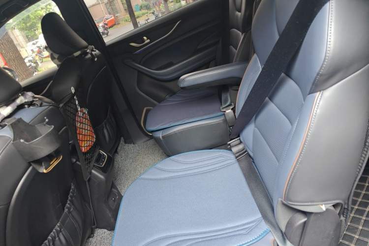 Used CHANGAN OSHAN COS1 2018 1.5T Automatic Smart 7-Seater Left Rear Seat