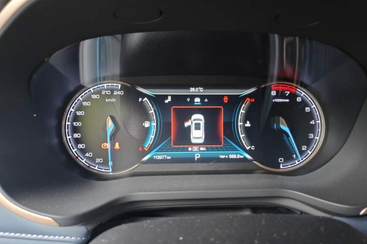 Used CHANGAN OSHAN COS1 2018 1.5T Automatic Smart 7-Seater Odometer Close Up
