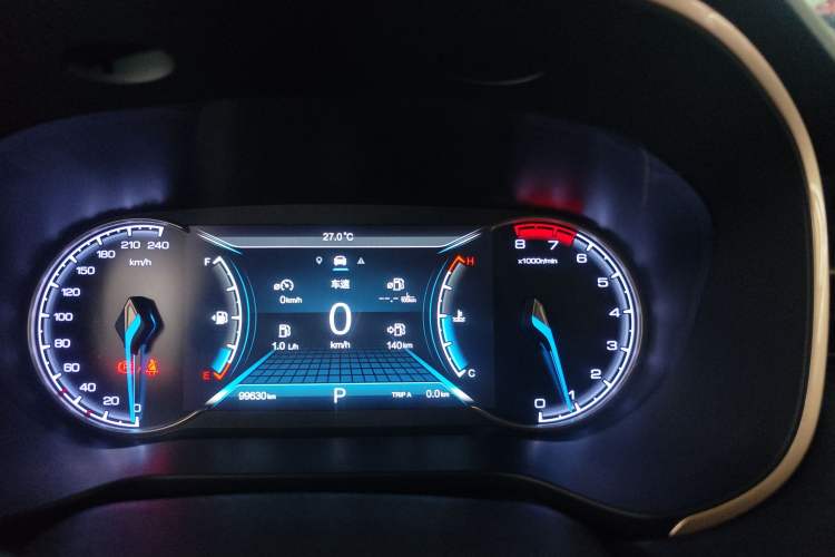 Used CHANGAN OSHAN COS1 2018 1.5T Automatic Smart 7-Seater Odometer Close Up