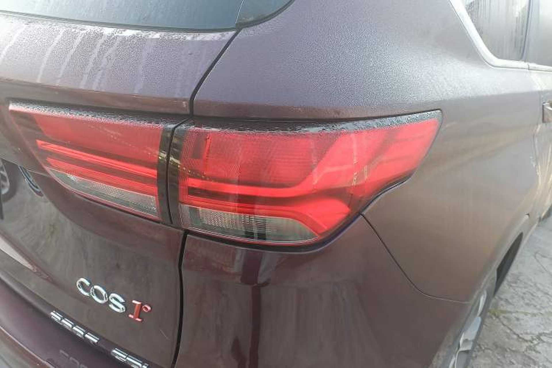Used CHANGAN OSHAN COS1 2018 1.5T Automatic Smart 7-Seater Right Rear Taillight