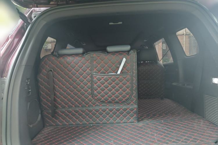 Used CHANGAN OSHAN COS1 2018 1.5T Automatic Smart 7-Seater Trunk