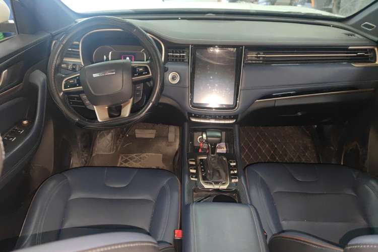 Used CHANGAN OSHAN COS1 2018 1.5T Automatic Yue 5-Seater Center Console