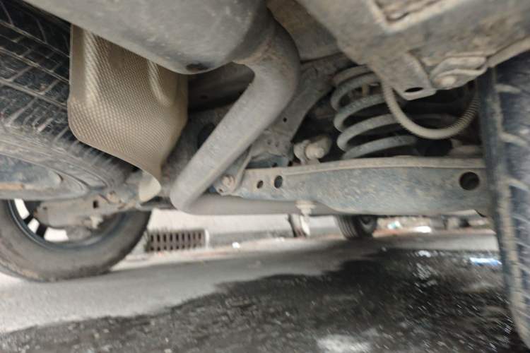 Used CHANGAN OSHAN COS1 2018 1.5T Manual Comfort 7-Seater Chassis Rear Right