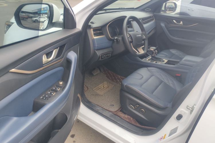 Used CHANGAN OSHAN COS1 2018 1.5T Automatic Smart 7-Seater Driver Seat