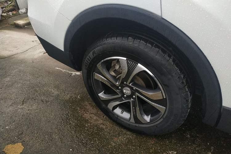 Used CHANGAN OSHAN COS1 2018 1.5T Automatic Miao 7-Seater Exterior 5