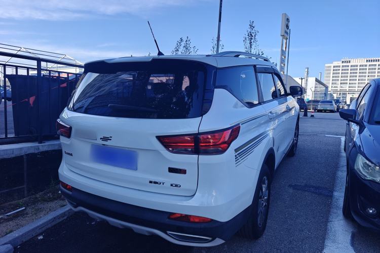 Used CHANGAN OSHAN COS1 2018 1.5T Manual Comfort 7-Seater Exterior 5