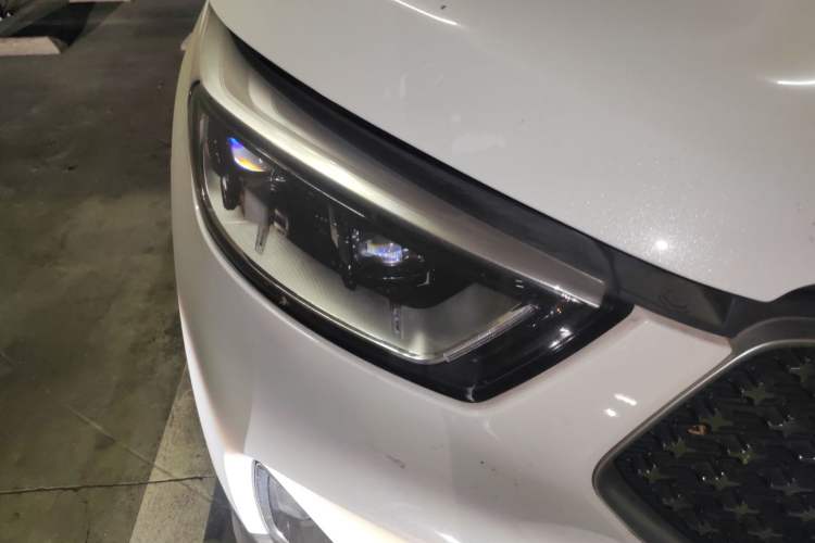 Used CHANGAN OSHAN COS1 2018 1.5T Manual Comfort 7-Seater Exterior 6