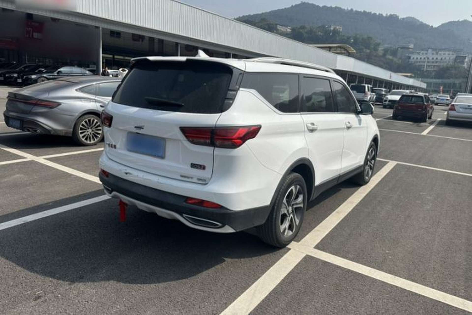 Used CHANGAN OSHAN COS1 2018 1.5T Automatic Smart 7-Seater Exterior 6