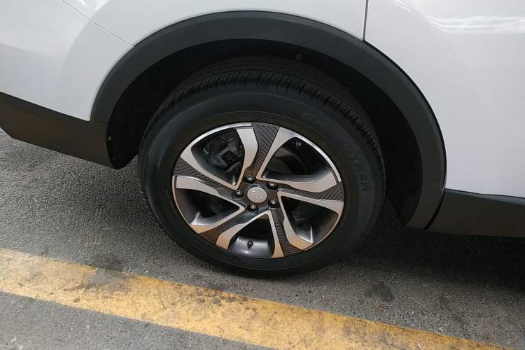Used CHANGAN OSHAN COS1 2018 1.5T Automatic Smart 7-Seater Exterior 8