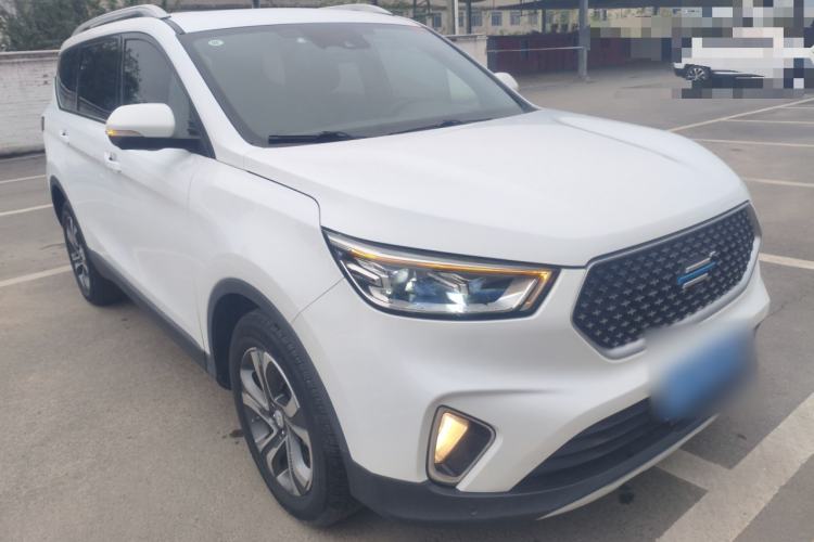 Used CHANGAN OSHAN COS1 2018 1.5T Automatic Smart 7-Seater Front Right 45 Deg
