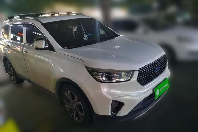 Used CHANGAN OSHAN COS1 2018 1.5T Automatic Yue 7-Seater Front Right 45 Deg