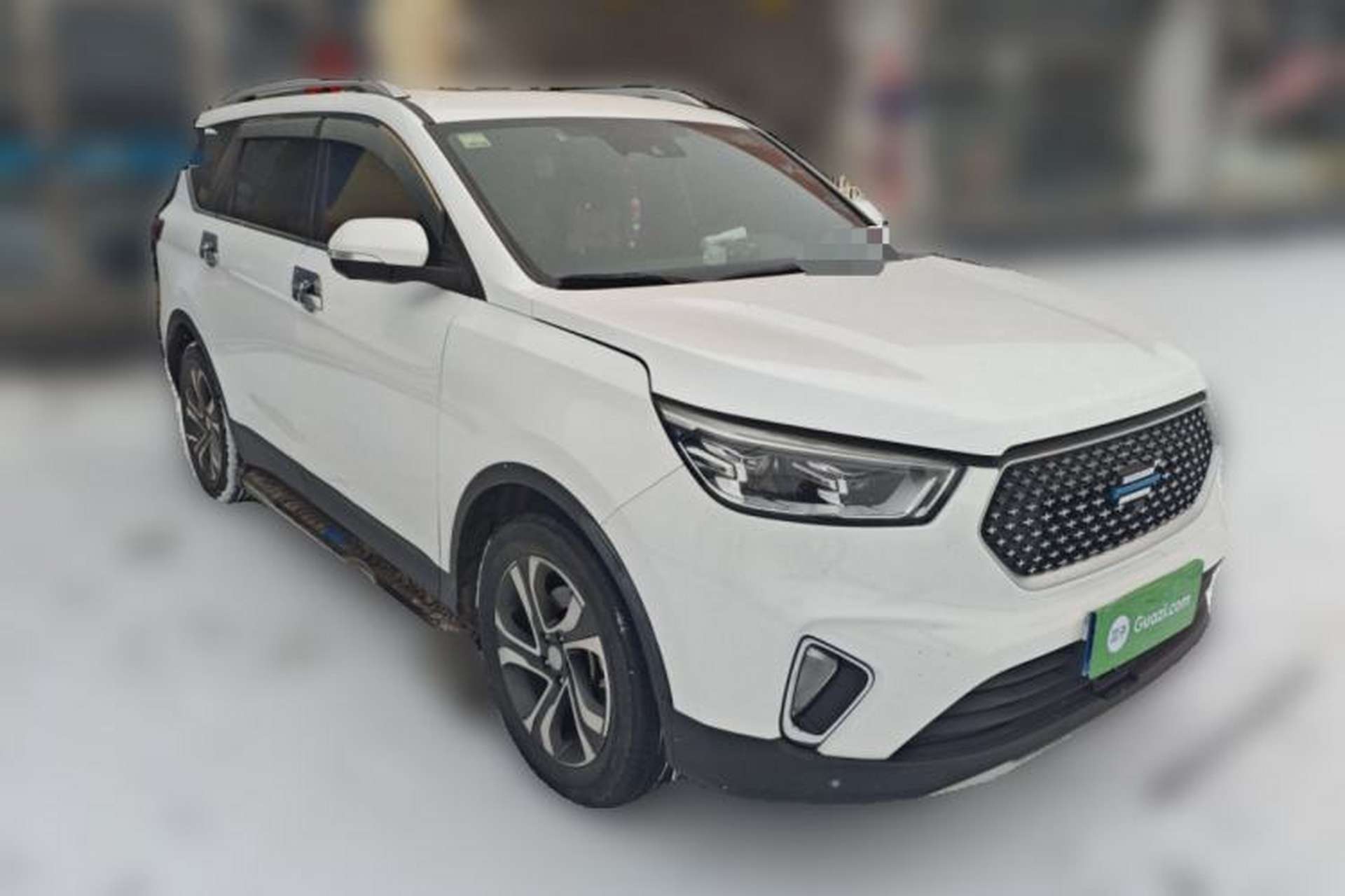 Used CHANGAN OSHAN COS1 2018 1.5T Automatic Smart 7-Seater Front Right 45 Deg
