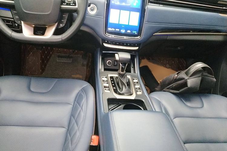Used CHANGAN OSHAN COS1 2018 1.5T Automatic Smart 7-Seater Gear Lever
