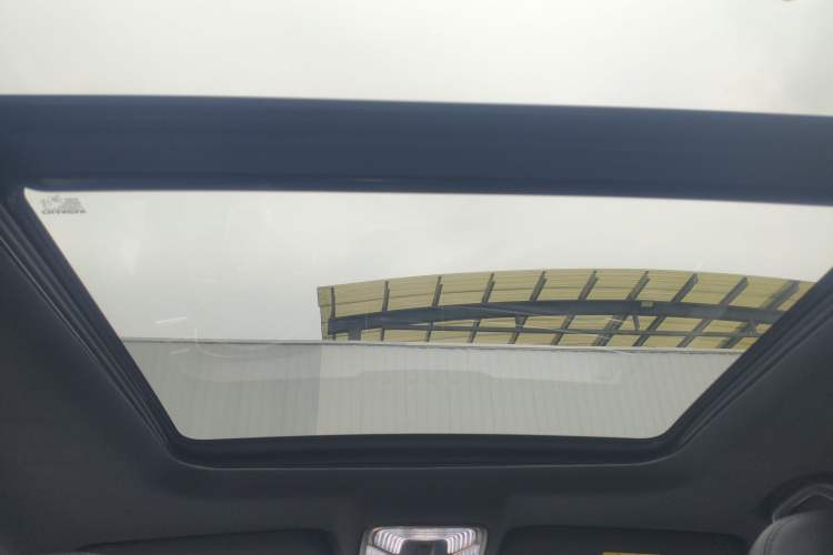 Used CHANGAN OSHAN COS1 2018 1.5T Automatic Smart 7-Seater Headliner