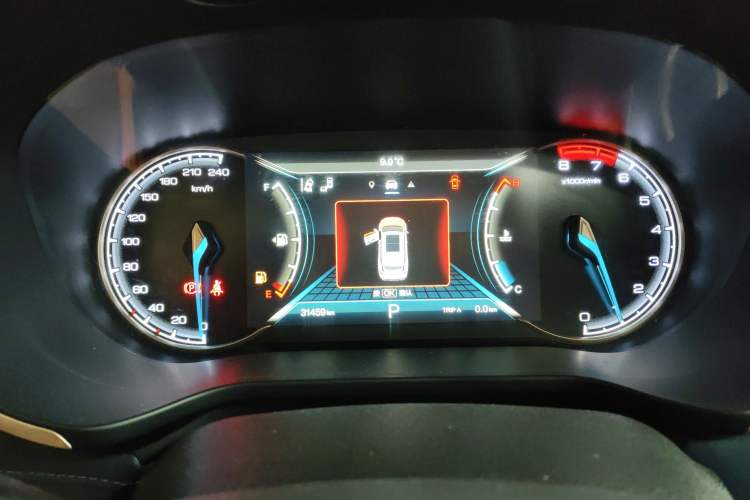 Used CHANGAN OSHAN COS1 2018 1.5T Automatic Smart 7-Seater Instrument Cluster