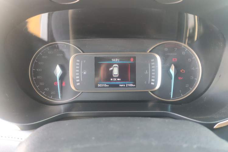 Used CHANGAN OSHAN COS1 2018 1.5T Manual Comfort 7-Seater Instrument Cluster