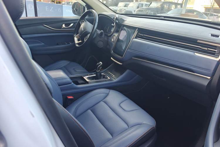 Used CHANGAN OSHAN COS1 2018 1.5T Manual Comfort 7-Seater Interior 1