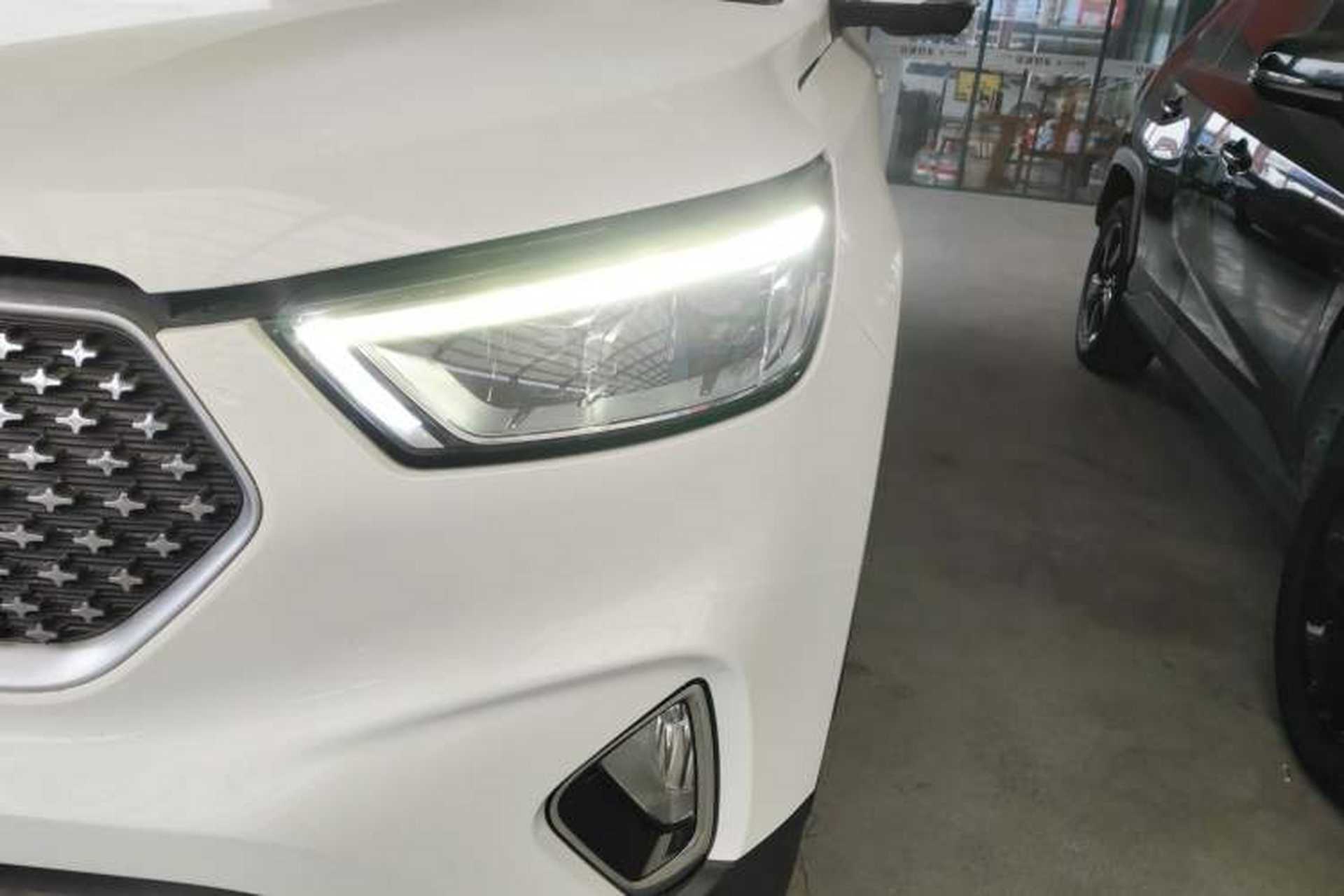 Used CHANGAN OSHAN COS1 2018 1.5T Automatic Smart 7-Seater Left Front Headlight