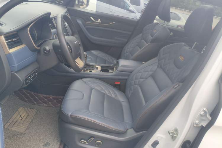 Used CHANGAN OSHAN COS1 2018 1.5T Automatic Smart 7-Seater Left Front Seat