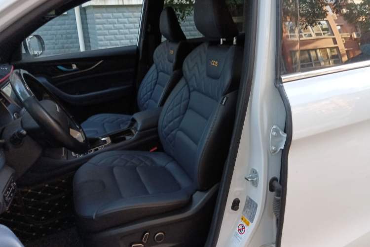 Used CHANGAN OSHAN COS1 2018 1.5T Automatic Smart 6-Seater Left Front Seat