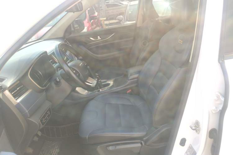 Used CHANGAN OSHAN COS1 2018 1.5T Manual Comfort 7-Seater Left Front Seat