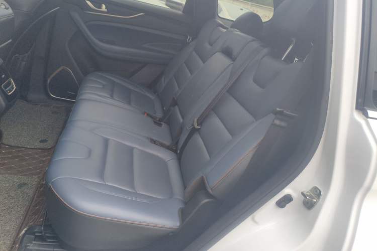 Used CHANGAN OSHAN COS1 2018 1.5T Automatic Smart 7-Seater Left Rear Seat