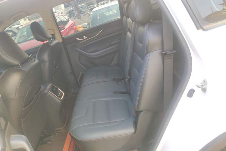 Used CHANGAN OSHAN COS1 2018 1.5T Manual Comfort 7-Seater Left Rear Seat