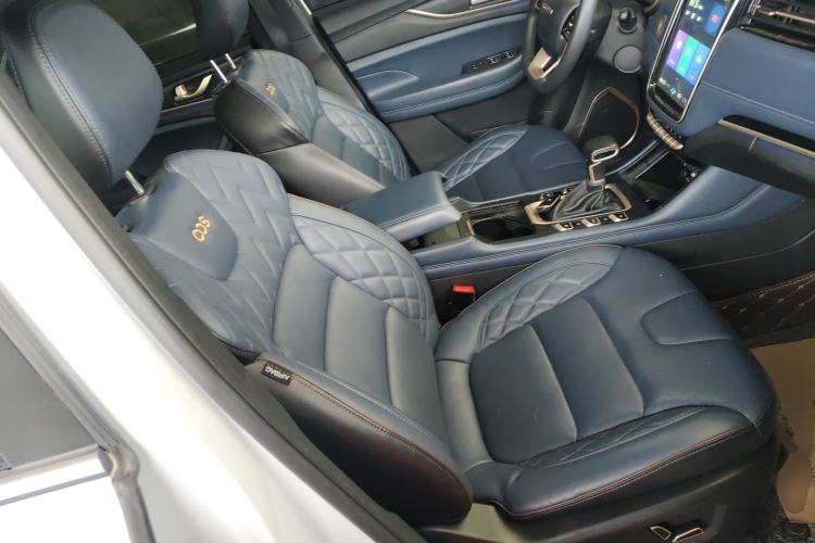 Used CHANGAN OSHAN COS1 2018 1.5T Automatic Smart 7-Seater Right Front Seat