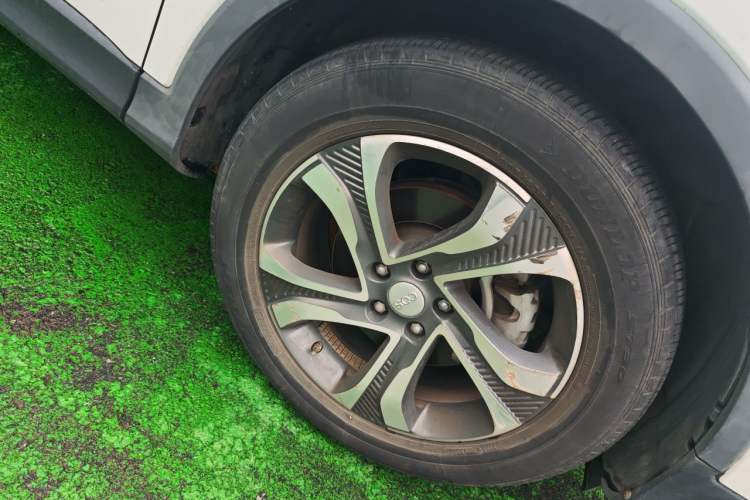 Used CHANGAN OSHAN COS1 2018 1.5T Automatic Smart 7-Seater Right Front Wheel Hub