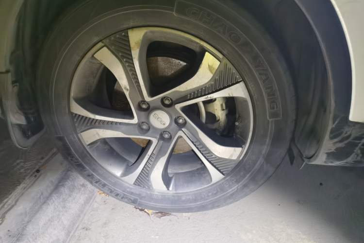Used CHANGAN OSHAN COS1 2018 1.5T Automatic Yue 7-Seater Right Front Wheel Hub
