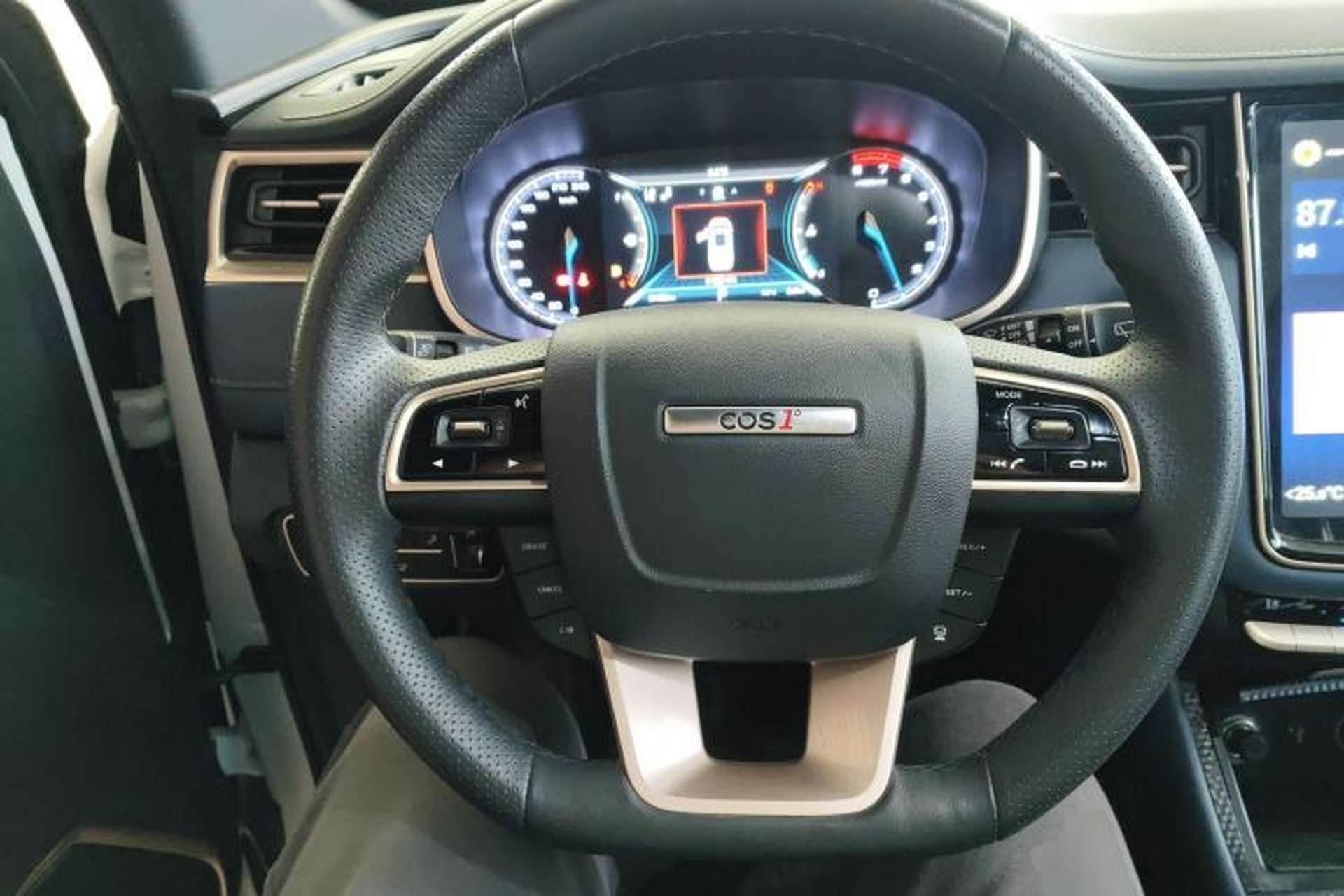 Used CHANGAN OSHAN COS1 2018 1.5T Automatic Smart 7-Seater Steering Wheel