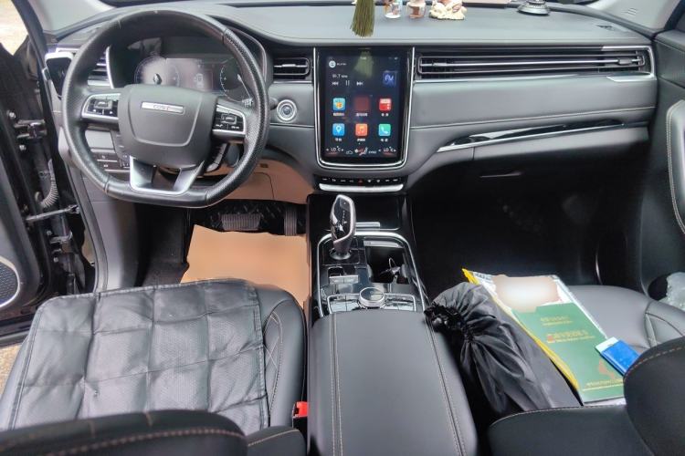 Used CHANGAN OSHAN COS1 2020 GT 2.0T Automatic Fashionable Smart Connect 6-Seater Center Console