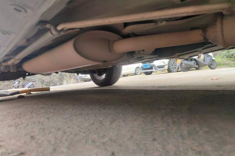 Used CHANGAN OSHAN COS1 2020 GT 2.0T Automatic Fashionable Smart Connect 6-Seater Chassis Front Right