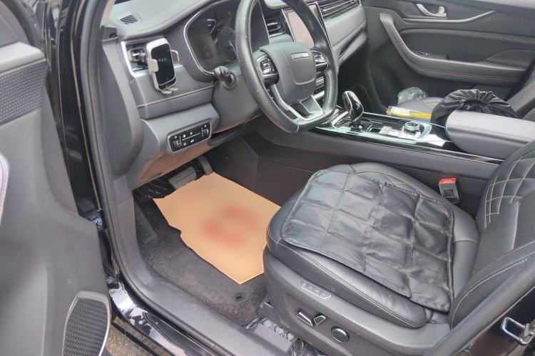 Used CHANGAN OSHAN COS1 2020 GT 2.0T Automatic Fashionable Smart Connect 6-Seater Driver Seat