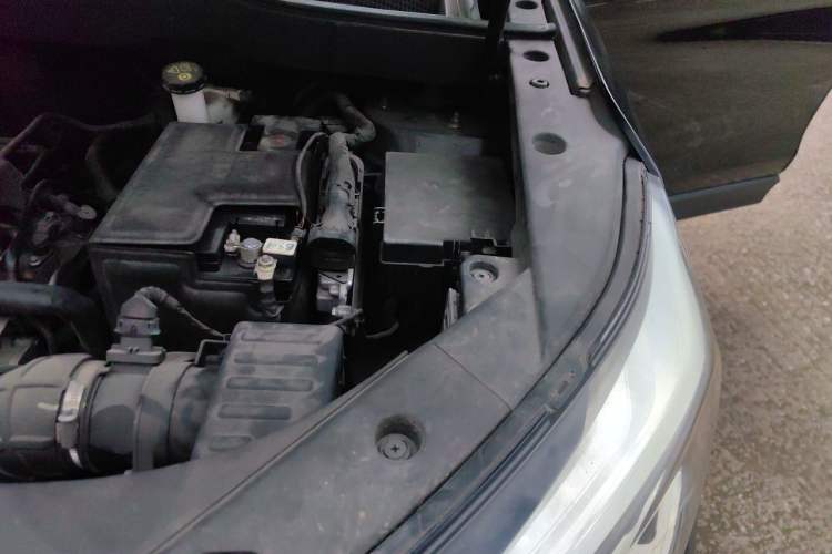Used CHANGAN OSHAN COS1 2020 GT 2.0T Automatic Fashionable Smart Connect 6-Seater Engine Bay Left