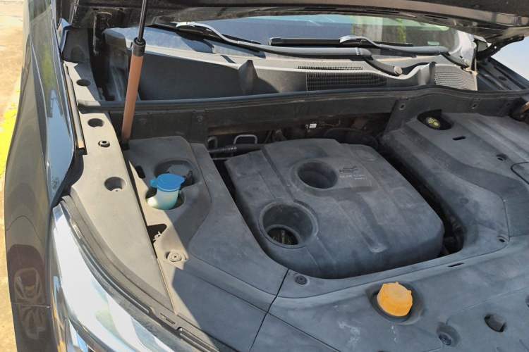 Used CHANGAN OSHAN COS1 2020 1.5T Automatic Rocket Exploration Limited Edition 7-Seater Engine Bay Right