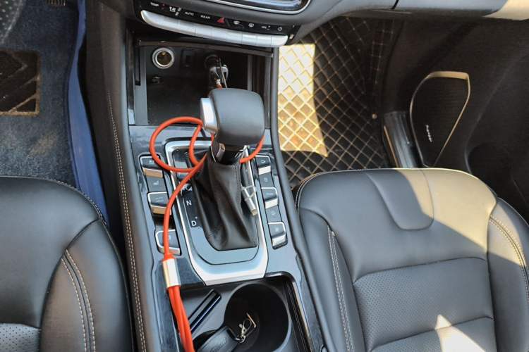 Used CHANGAN OSHAN COS1 2020 1.5T Automatic Rocket Exploration Limited Edition 7-Seater Gear Lever