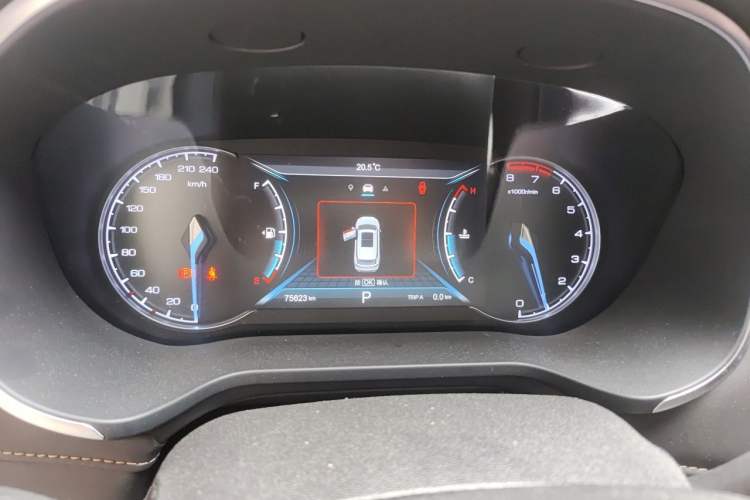Used CHANGAN OSHAN COS1 2020 GT 2.0T Automatic YueShang Model 6 Seats Instrument Cluster