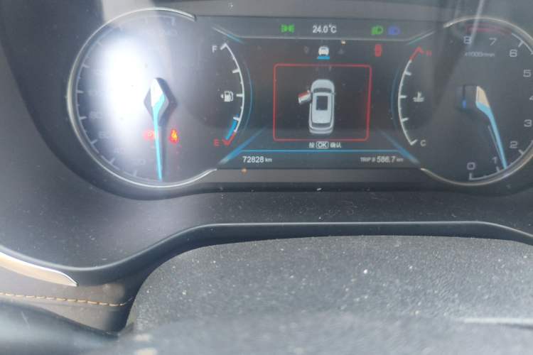 Used CHANGAN OSHAN COS1 2020 1.5T Manual Fashionable Smart Connectivity 7-Seater Odometer Close Up