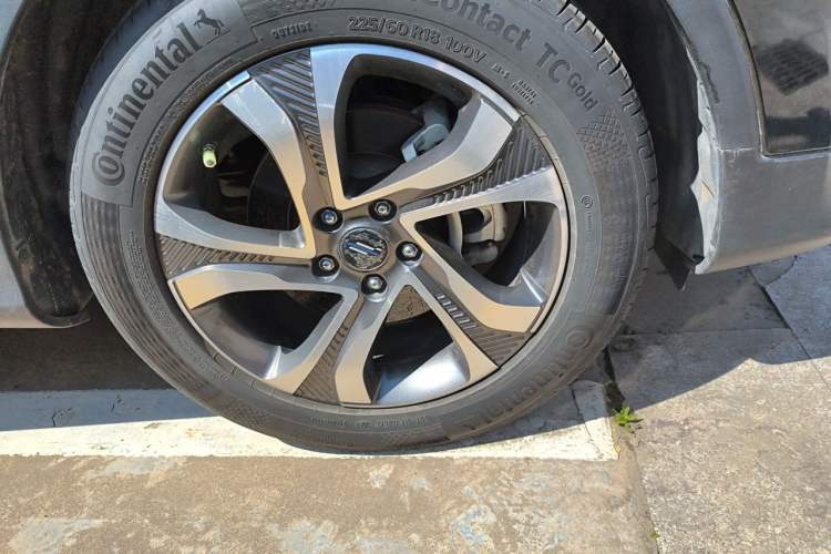 Used CHANGAN OSHAN COS1 2020 1.5T Automatic Rocket Exploration Limited Edition 7-Seater Right Front Wheel Hub