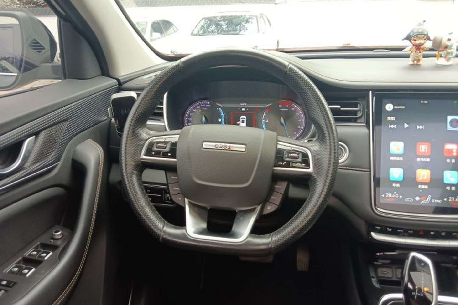 Used CHANGAN OSHAN COS1 2020 GT 2.0T Automatic Fashionable Smart Connect 6-Seater Steering Wheel