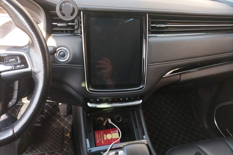 Used CHANGAN OSHAN COS1 2020 1.5T Automatic Rocket Exploration Limited Edition 7-Seater Audio And AC Panel