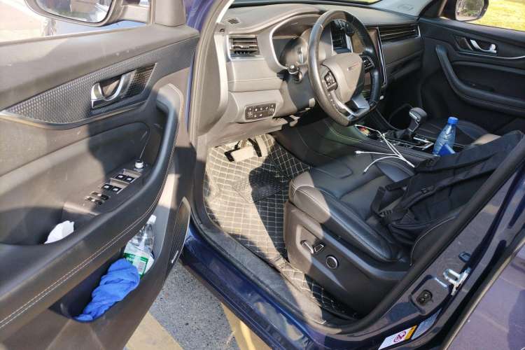 Used CHANGAN OSHAN COS1 2020 1.5T Automatic Rocket Exploration Limited Edition 7-Seater Driver Seat