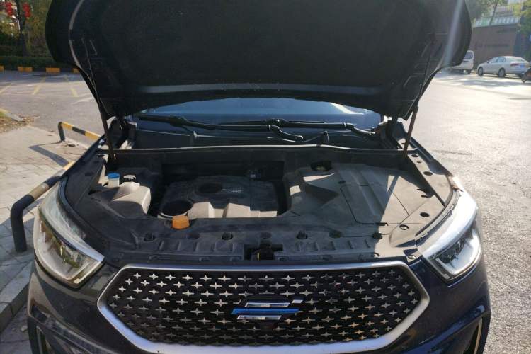 Used CHANGAN OSHAN COS1 2020 1.5T Automatic Rocket Exploration Limited Edition 7-Seater Engine Bay