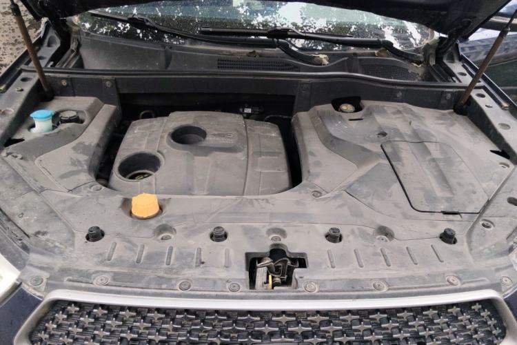 Used CHANGAN OSHAN COS1 2020 1.5T Automatic YueShang Model 6 Seats Engine Bay