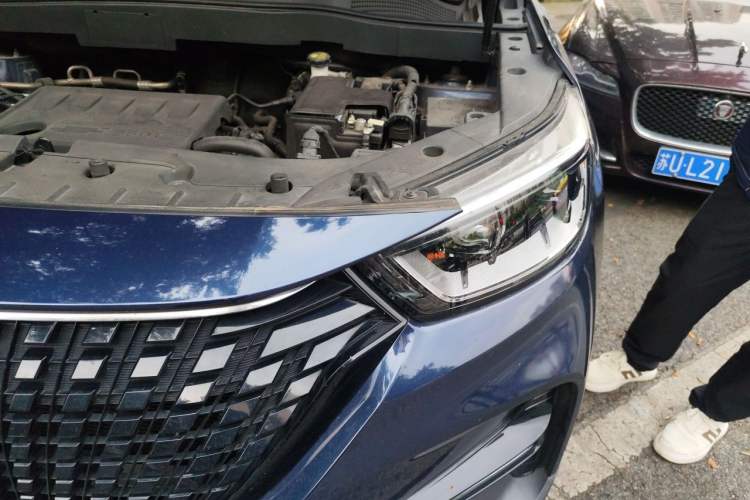 Used CHANGAN OSHAN COS1 2020 GT 2.0T Automatic Fashionable Smart Connectivity 7-Seater Engine Bay Left