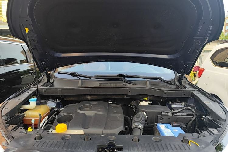 Used CHANGAN OSHAN COS1 2020 1.5T Manual Fashion Edition 7-Seater Engine Bay