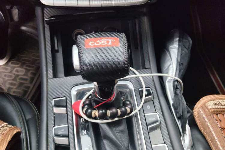 Used CHANGAN OSHAN COS1 2020 1.5T Automatic YueShang Model 6 Seats Gear Lever