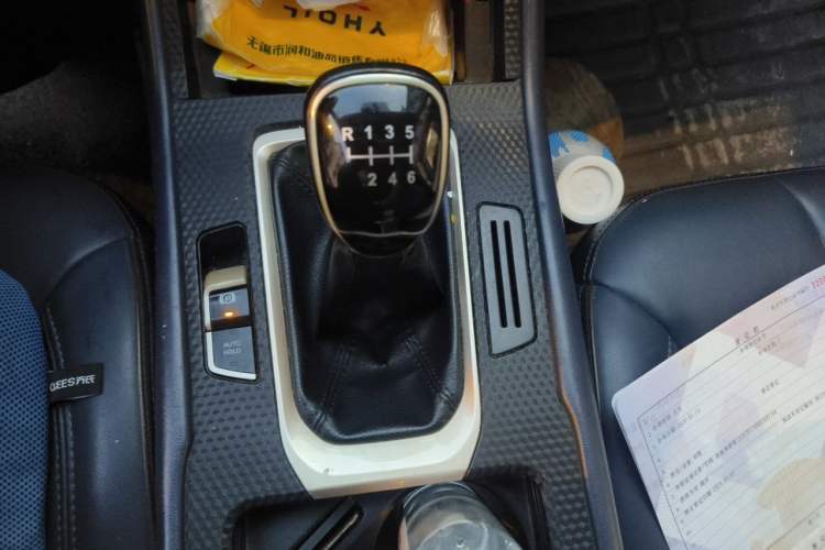 Used CHANGAN OSHAN COS1 2020 1.5T Manual YueShang Model 7 Seats Gear Lever