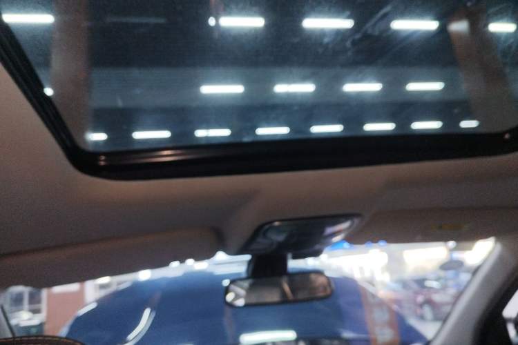 Used CHANGAN OSHAN COS1 2020 1.5T Automatic YueShang Model 7 Seats Headliner